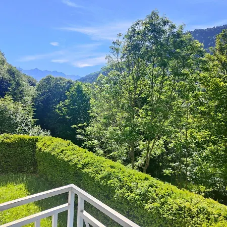 Petit Coin De Paradis En Plein Centre De *